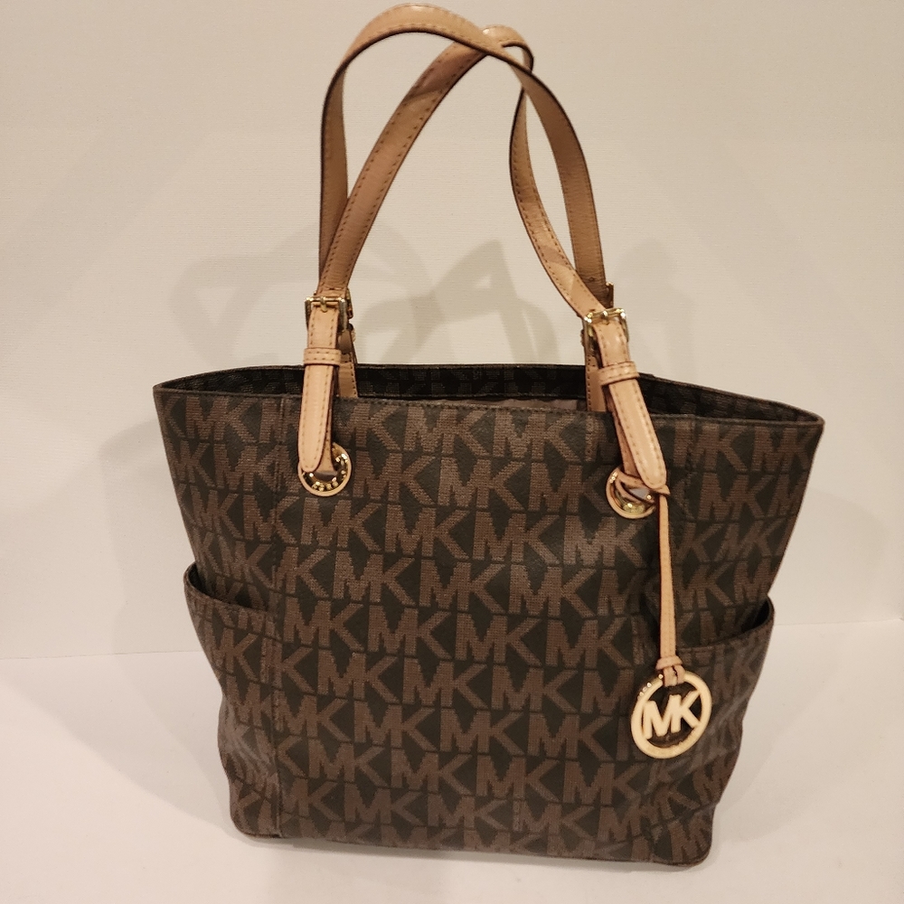 MICHAEL KORS JET SET Signature Dark Brown Leather Logo Tote